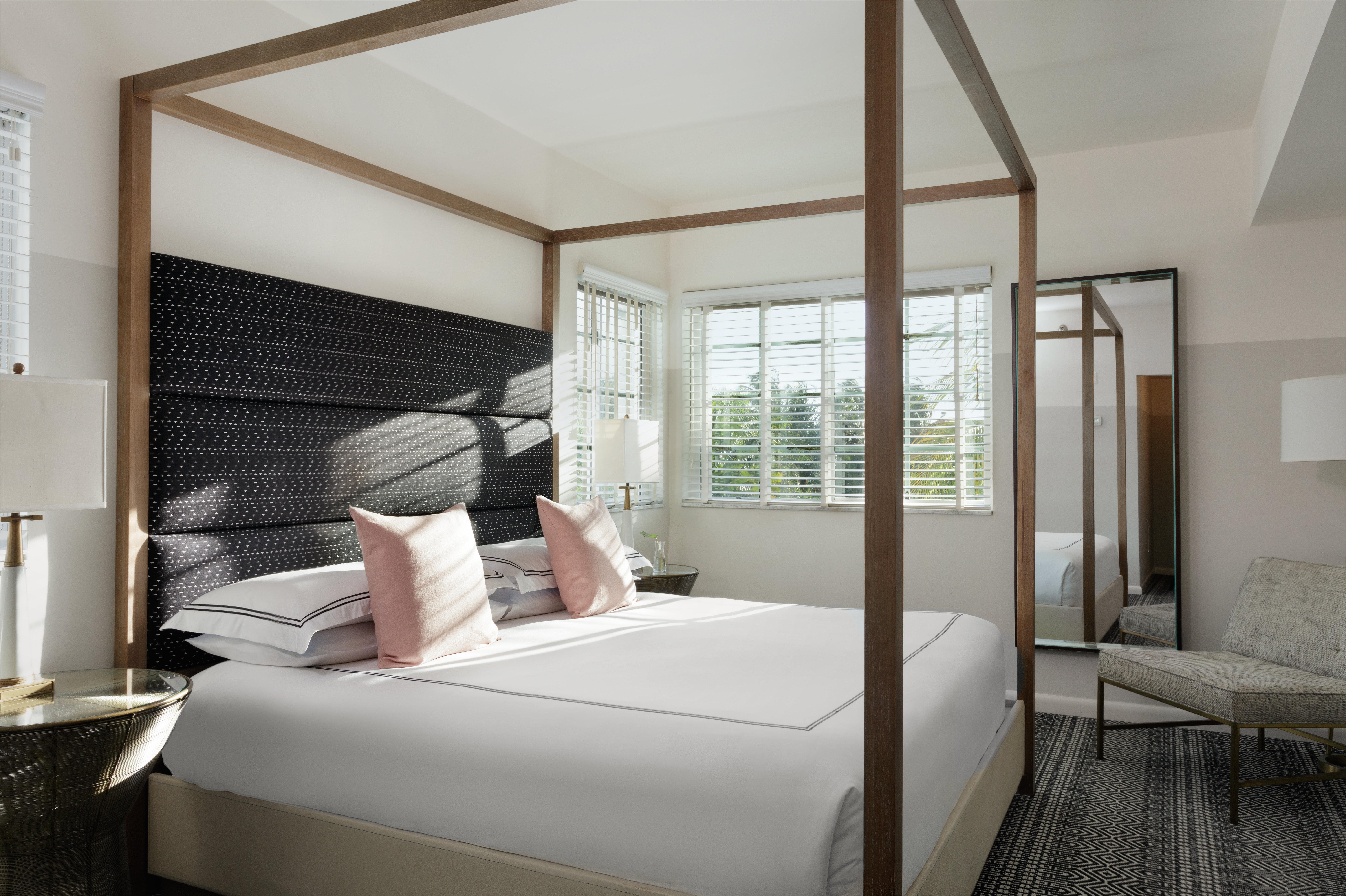 Kimpton Surfcomber Hotel By Ihg Miami Beach Exteriér fotografie