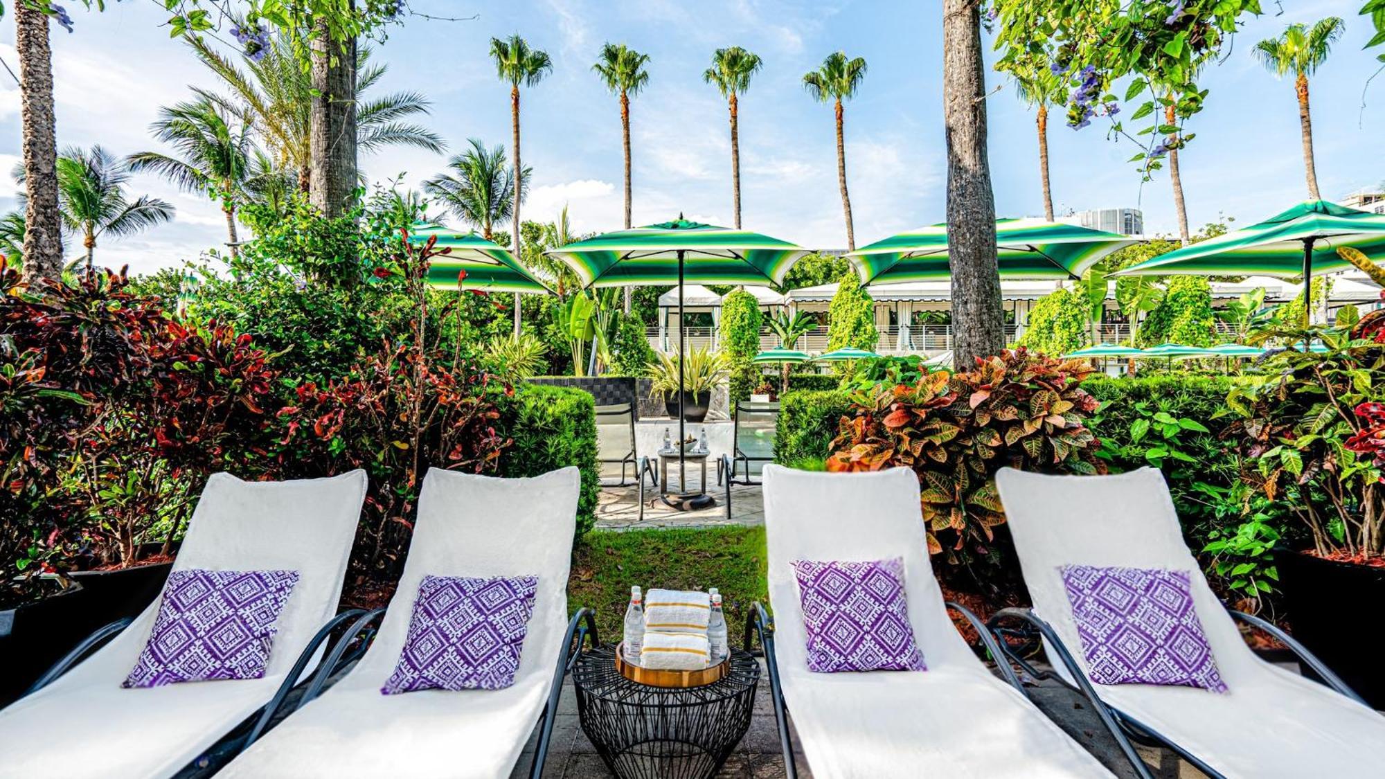 Kimpton Surfcomber Hotel By Ihg Miami Beach Exteriér fotografie