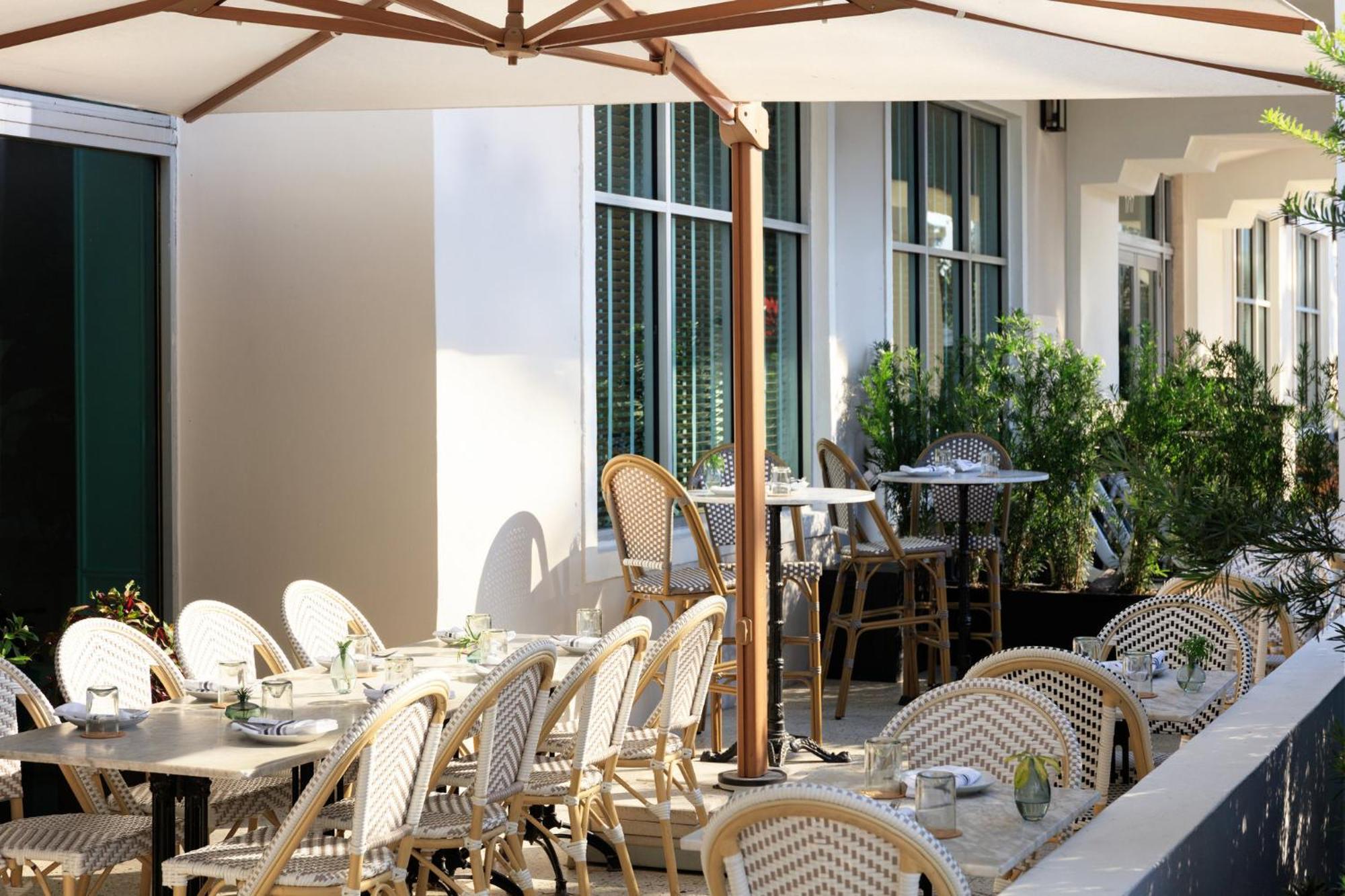 Kimpton Surfcomber Hotel By Ihg Miami Beach Exteriér fotografie