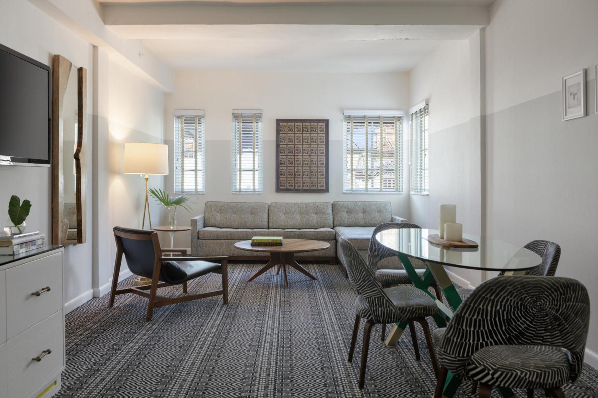 Kimpton Surfcomber Hotel By Ihg Miami Beach Exteriér fotografie
